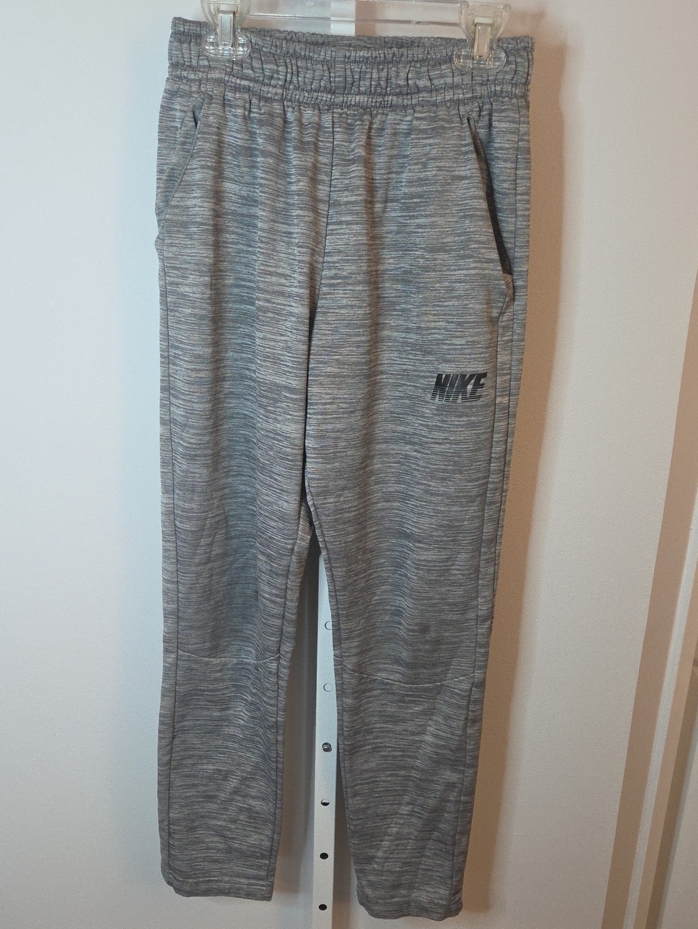 Big Boy Nike Dri Fit Joggers (XL) Gray Grey Sweatpants Light Fleece Youth XL